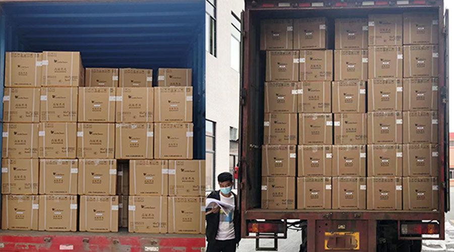 集裝箱裝柜進(jìn)行時(shí)！金環(huán)電器客戶(hù)迷你洗衣機(jī)順利發(fā)貨！