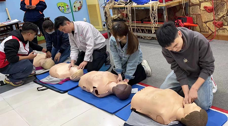 提升自救互救能力！金環(huán)電器開展初級(jí)救護(hù)員培訓(xùn)學(xué)習(xí)