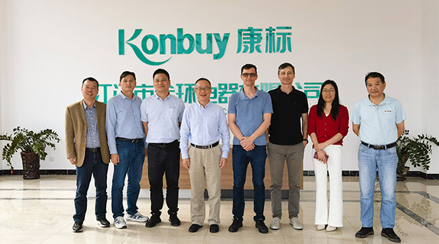 新項目對接！客戶伊萊克斯親臨金環(huán)電器參觀指導(dǎo)